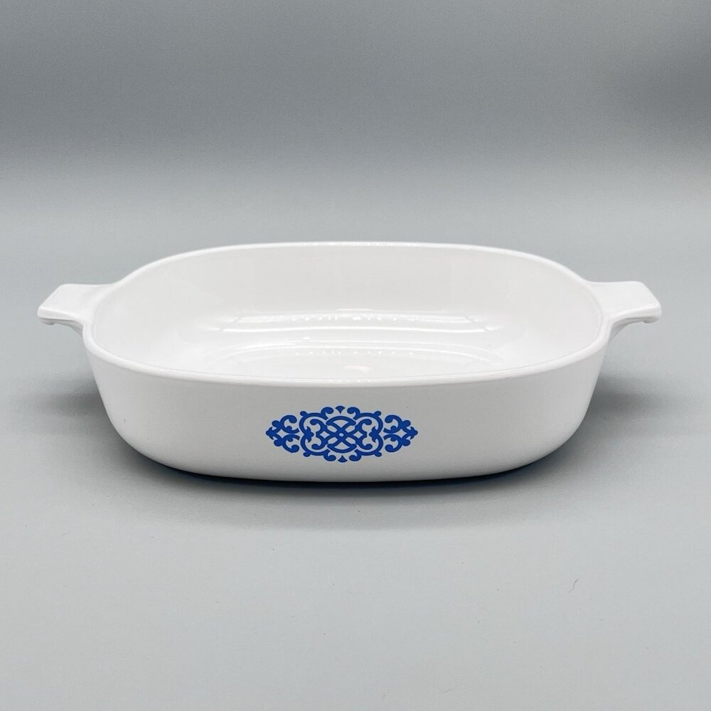 Vtg Corning P-9-B 8 Inch Square Casserole Dish Shell Oil Macrame Blue Pattern